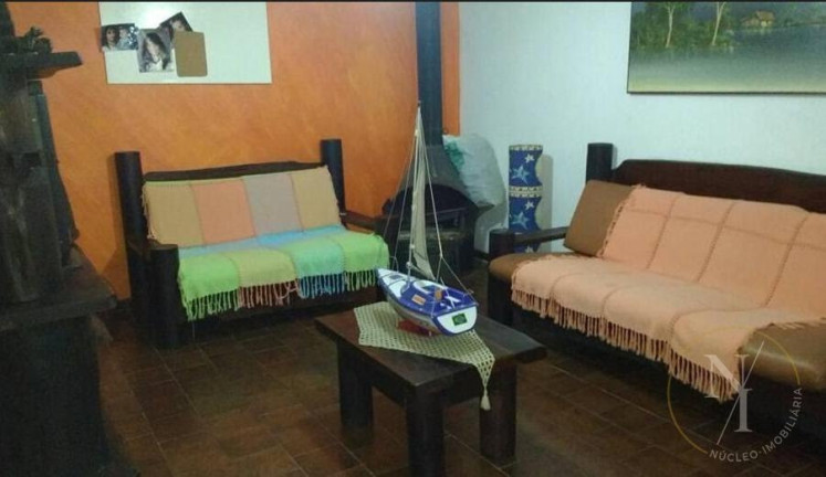 Imagem Casa com 3 Quartos à Venda, 10.000 m² em Bairro Do Pirituba - Arujá Imagem Casa com 3 Quartos à Venda, 10.000 m² em Bairro Do Pirituba - Arujá