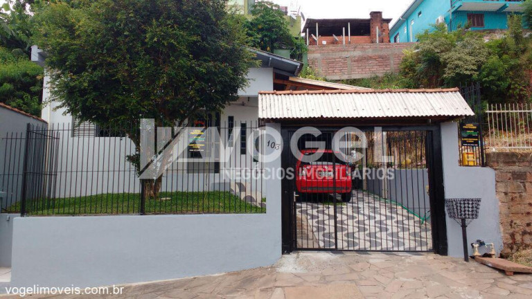 Imagem Casa com 3 Quartos à Venda, 250 m² em Canudos - Novo Hamburgo Imagem Casa com 3 Quartos à Venda, 250 m² em Canudos - Novo Hamburgo