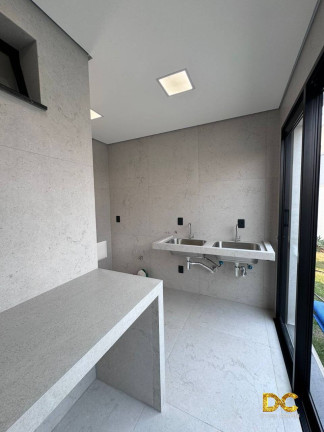 Imagem Casa de Condomínio com 4 Quartos à Venda, 368 m² em Petrópolis - Várzea Grande
