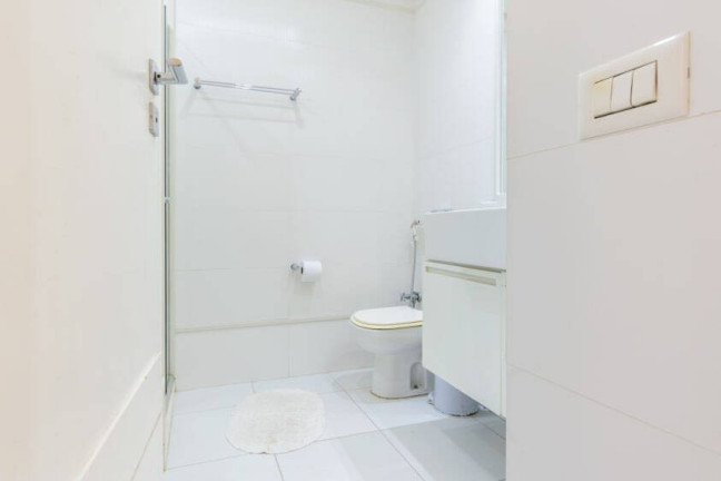 Imagem Apartamento com 3 Quartos à Venda, em Ipanema - Rio De Janeiro Imagem Apartamento com 3 Quartos à Venda, em Ipanema - Rio De Janeiro