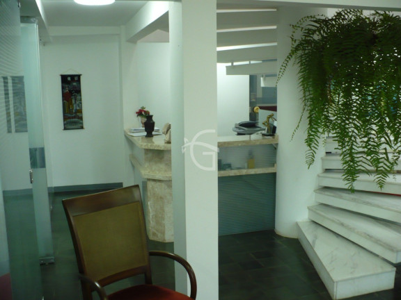 Imagem Casa com 5 Quartos à Venda, em Boa Vista - Joinville Imagem Casa com 5 Quartos à Venda, em Boa Vista - Joinville