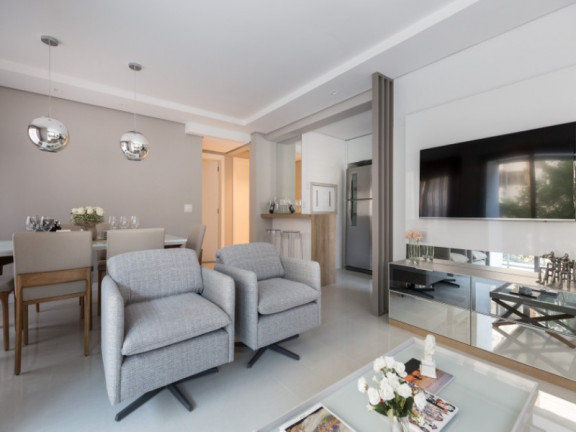 Imagem Imóvel com 3 Quartos à Venda, 211 m² em Menino Deus - Porto Alegre