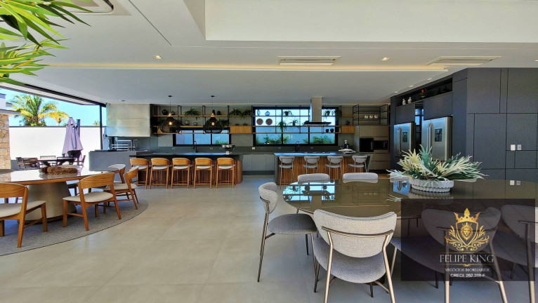 Imagem Casa com 7 Quartos à Venda, em Riviera Módulo 16 - Bertioga Imagem Casa com 7 Quartos à Venda, em Riviera Módulo 16 - Bertioga