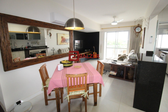 Imagem Apartamento com 2 Quartos à Venda, 92 m² em Itacorubi - Florianópolis