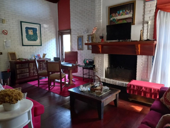 Imagem Imóvel com 8 Quartos à Venda, 408 m² em Planalto - Gramado Imagem Imóvel com 8 Quartos à Venda, 408 m² em Planalto - Gramado