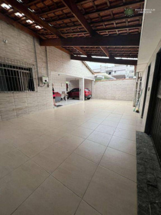 Imagem Casa com 5 Quartos à Venda, 200 m² em Tupi - Praia Grande Imagem Casa com 5 Quartos à Venda, 200 m² em Tupi - Praia Grande