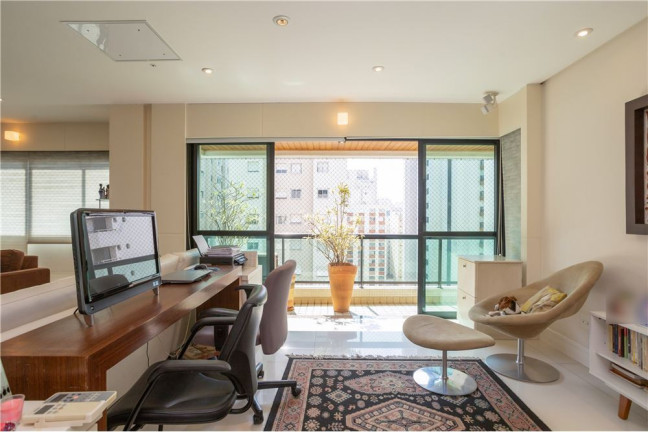 Imagem Apartamento com 4 Quartos à Venda, 235 m² em Aclimação - São Paulo Imagem Apartamento com 4 Quartos à Venda, 235 m² em Aclimação - São Paulo