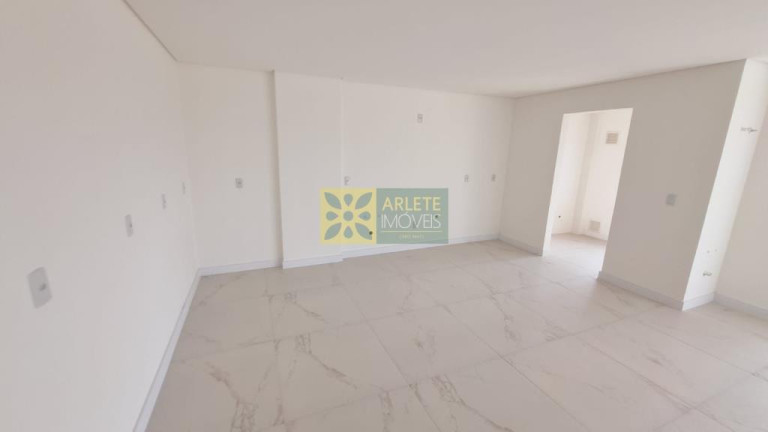 Imagem Apartamento com 3 Quartos à Venda, 130 m² em Balneário Perequê - Porto Belo Imagem Apartamento com 3 Quartos à Venda, 130 m² em Balneário Perequê - Porto Belo