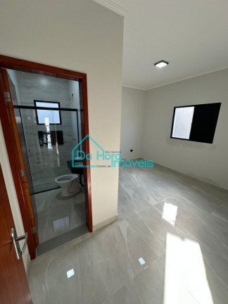 Imagem Casa com 2 Quartos à Venda, 68 m² em Baln. Anchieta - Mongaguá Imagem Casa com 2 Quartos à Venda, 68 m² em Baln. Anchieta - Mongaguá