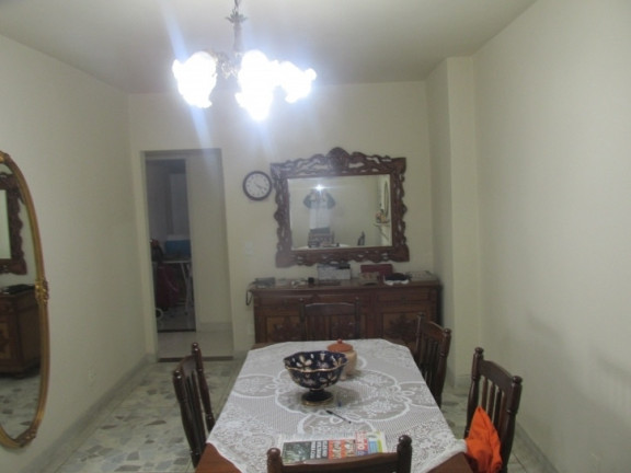 Imagem Apartamento com 2 Quartos à Venda,  em Embaré - Santos