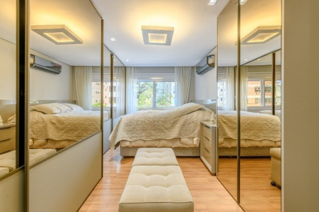 Imagem Apartamento com 3 Quartos à Venda, 134 m² em Tristeza - Porto Alegre Imagem Apartamento com 3 Quartos à Venda, 134 m² em Tristeza - Porto Alegre