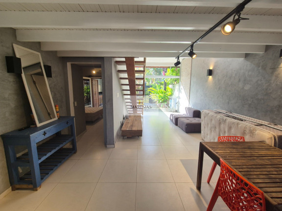 Imagem Casa com 3 Quartos à Venda, 110 m² em Maresias - São Sebastião Imagem Casa com 3 Quartos à Venda, 110 m² em Maresias - São Sebastião