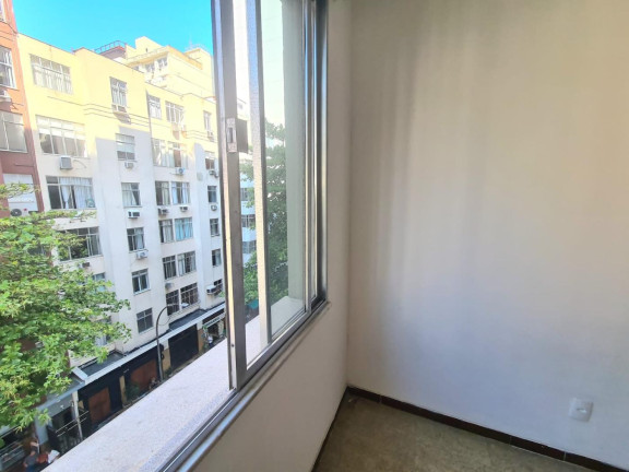 Apartamento com 2 Quartos à Venda, 70 m² em Copacabana - Rio De Janeiro