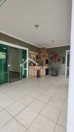 Imagem Casa de Condomínio com 4 Quartos à Venda, 215 m² em Iririú - Joinville