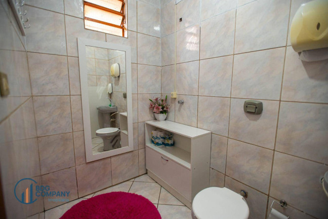 Imagem Sobrado à Venda, 322 m² em Vila São João - Irati Imagem Sobrado à Venda, 322 m² em Vila São João - Irati