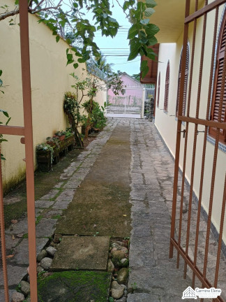 Imagem Casa com 6 Quartos para Alugar, 15 m² em Centro - Ubatuba