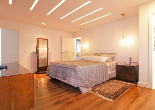 Imagem Imóvel com 4 Quartos à Venda, 276 m² em Funcionários - Belo Horizonte Imagem Imóvel com 4 Quartos à Venda, 276 m² em Funcionários - Belo Horizonte