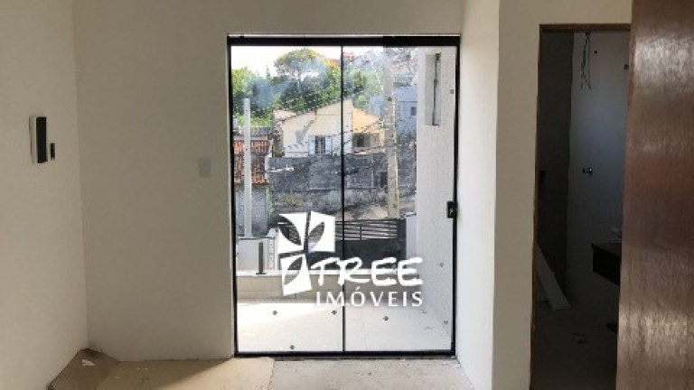 Sobrado com 3 Quartos à Venda, 100 m² em Vila Lavínia - Mogi Das Cruzes