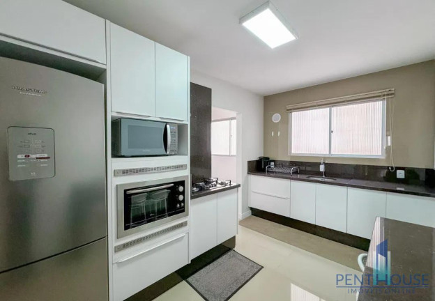 Imagem Apartamento com 2 Quartos à Venda, 115 m² em Centro - Balneário Camboriú