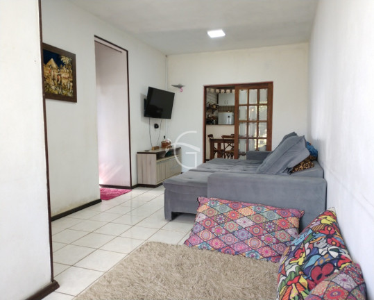 Imagem Casa com 3 Quartos à Venda,  em Bom Retiro - Joinville