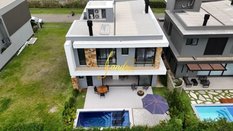 Imagem Casa de Condomínio com 4 Quartos à Venda, 255 m² em Capão Ilhas Resort - Capão Da Canoa Imagem Casa de Condomínio com 4 Quartos à Venda, 255 m² em Capão Ilhas Resort - Capão Da Canoa