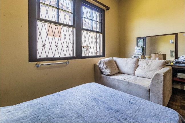 Imagem Casa com 3 Quartos à Venda, 528 m² em Partenon - Porto Alegre Imagem Casa com 3 Quartos à Venda, 528 m² em Partenon - Porto Alegre