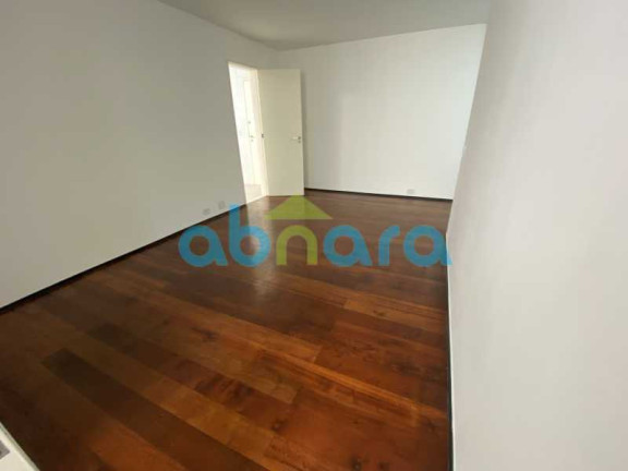 Imagem Apartamento com 3 Quartos à Venda, 192 m² em Copacabana - Rio De Janeiro Imagem Apartamento com 3 Quartos à Venda, 192 m² em Copacabana - Rio De Janeiro