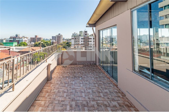 Imagem Imóvel com 2 Quartos à Venda, 111 m² em Passo Da Areia - Porto Alegre