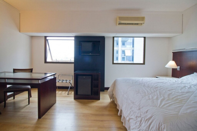 Imagem Imóvel com 1 Quarto à Venda, 28 m² em Itaim Bibi - São Paulo Imagem Imóvel com 1 Quarto à Venda, 28 m² em Itaim Bibi - São Paulo