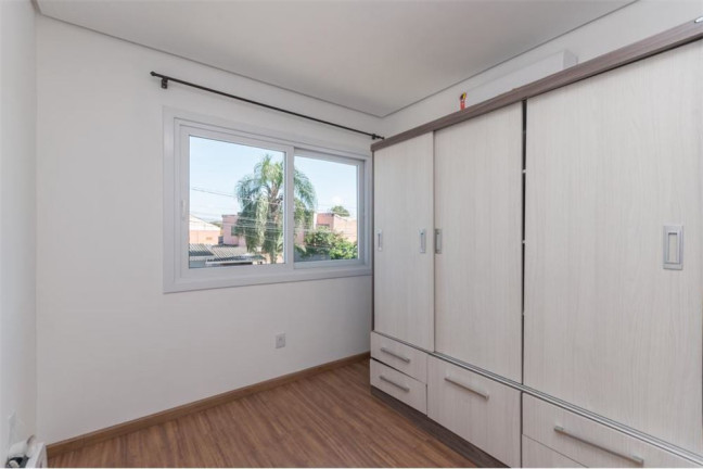 Imagem Casa com 3 Quartos à Venda, em Estância Velha - Canoas Imagem Casa com 3 Quartos à Venda, em Estância Velha - Canoas