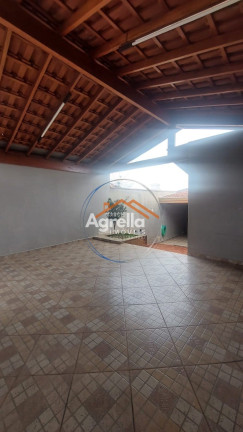 Imagem Casa com 3 Quartos à Venda, 175 m² em Vila Bianchi - Mogi Mirim Imagem Casa com 3 Quartos à Venda, 175 m² em Vila Bianchi - Mogi Mirim