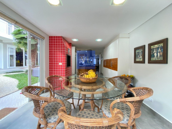 Imagem Casa com 4 Quartos à Venda, 435 m² em Cachoeira - Curitiba Imagem Casa com 4 Quartos à Venda, 435 m² em Cachoeira - Curitiba