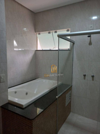 Imagem Casa com 3 Quartos à Venda, 216 m² em Jardins Lisboa - Goiânia Imagem Casa com 3 Quartos à Venda, 216 m² em Jardins Lisboa - Goiânia