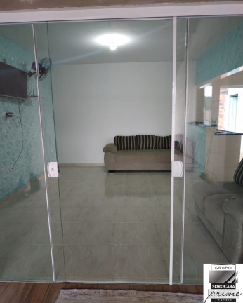 Imagem Imóvel com 2 Quartos à Venda, 180 m² em Caguassu - Sorocaba Imagem Imóvel com 2 Quartos à Venda, 180 m² em Caguassu - Sorocaba