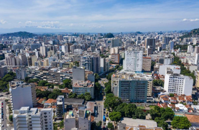 Imagem Apartamento com 2 Quartos à Venda, 81 m² em Tijuca - Rio De Janeiro