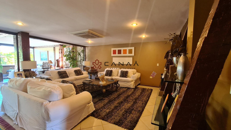 Imagem Casa com 11 Quartos à Venda, 2.000 m² em Ferradura - Armação Dos Búzios Imagem Casa com 11 Quartos à Venda, 2.000 m² em Ferradura - Armação Dos Búzios