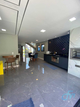 Imagem Sobrado com 3 Quartos à Venda, 240 m² em Vila Oliveira - Mogi Das Cruzes