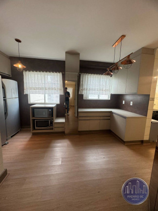 Imagem Apartamento com 3 Quartos para Alugar, 188 m² em Centro - Balneário Camboriú Imagem Apartamento com 3 Quartos para Alugar, 188 m² em Centro - Balneário Camboriú