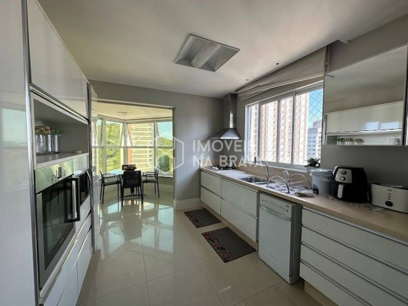 Imagem Cobertura com 4 Quartos à Venda, 254 m² em Pioneiros - Balneário Camboriú Imagem Cobertura com 4 Quartos à Venda, 254 m² em Pioneiros - Balneário Camboriú