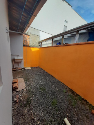 Imagem Casa com 2 Quartos para Alugar, 100 m² em Itacolomi - Balneário Piçarras Imagem Casa com 2 Quartos para Alugar, 100 m² em Itacolomi - Balneário Piçarras