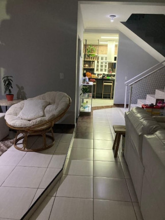 Imagem Sobrado com 3 Quartos à Venda, 271 m² em Vila áurea - Poá