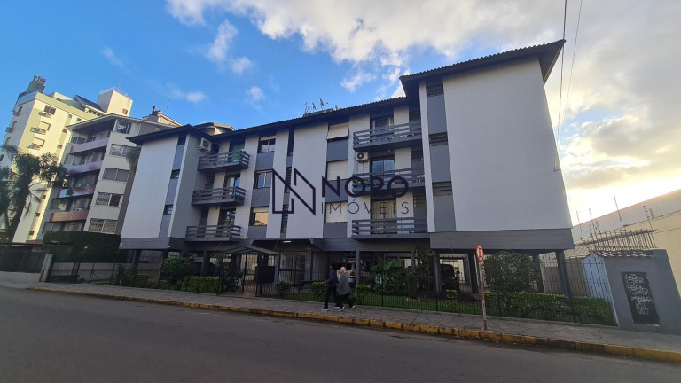 Imagem Apartamento com 3 Quartos à Venda, 100 m² em Nossa Senhora De Lourdes - Santa Maria Imagem Apartamento com 3 Quartos à Venda, 100 m² em Nossa Senhora De Lourdes - Santa Maria