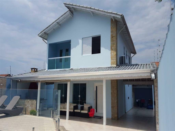 Sobrado com 4 Quartos à Venda, 185 m² em Solemar - Praia Grande