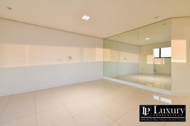 Imagem Cobertura com 4 Quartos à Venda, 365 m² em São Paulo