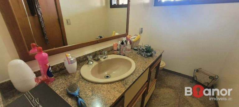 Imagem Casa com 4 Quartos à Venda, 700 m² em Centro - Blumenau Imagem Casa com 4 Quartos à Venda, 700 m² em Centro - Blumenau