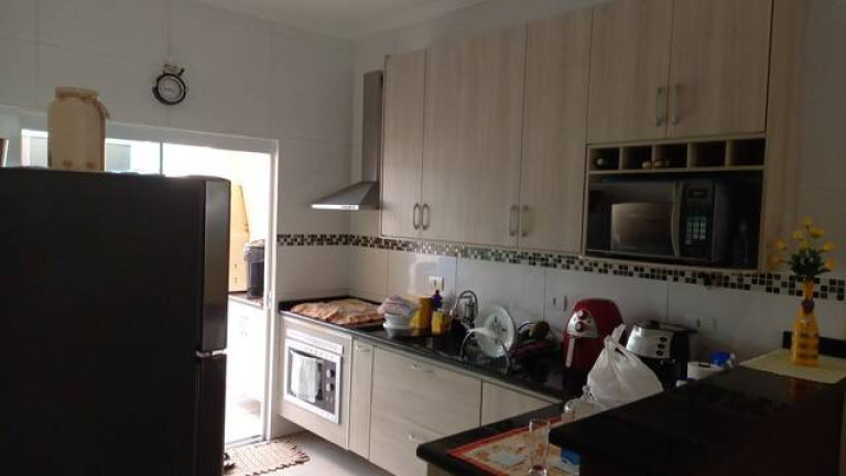 Imagem Casa com 3 Quartos à Venda, 96 m² em Horto Florestal - Sorocaba Imagem Casa com 3 Quartos à Venda, 96 m² em Horto Florestal - Sorocaba