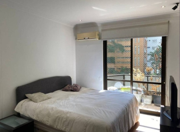 Imagem Imóvel com 3 Quartos à Venda, 210 m² em Itaim Bibi - São Paulo Imagem Imóvel com 3 Quartos à Venda, 210 m² em Itaim Bibi - São Paulo