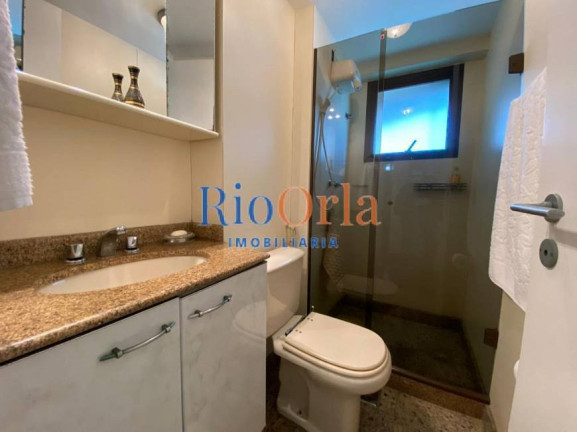 Imagem Apartamento com 4 Quartos à Venda, 144 m² em Barra Da Tijuca - Rio De Janeiro