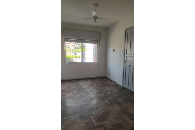 Imagem Imóvel com 3 Quartos à Venda, em Jardim Itu - Porto Alegre Imagem Imóvel com 3 Quartos à Venda, em Jardim Itu - Porto Alegre