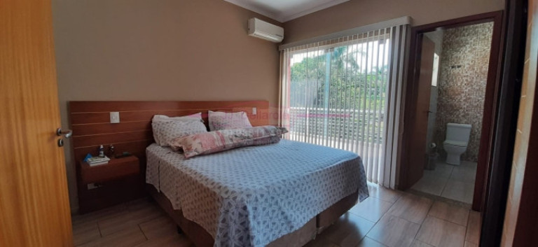 Imagem Casa de Condomínio com 4 Quartos à Venda, 210 m² em Vivendas Do Parque - Boituva